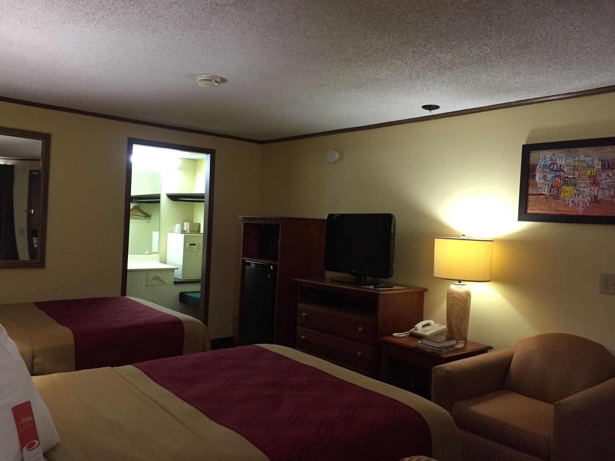 Econo Lodge Norwalk Exteriér fotografie